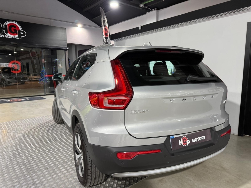Volvo XC40 Core Recharge Plug-In Hybrid 2WD foto 5