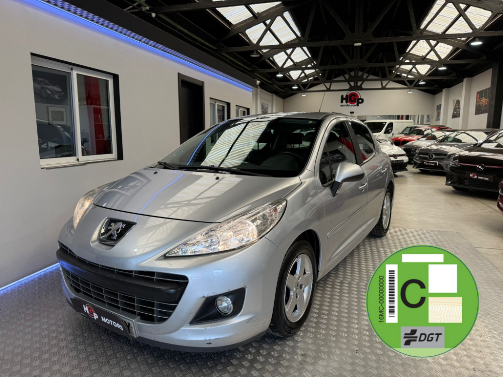 Peugeot 207 Plus foto miniatura