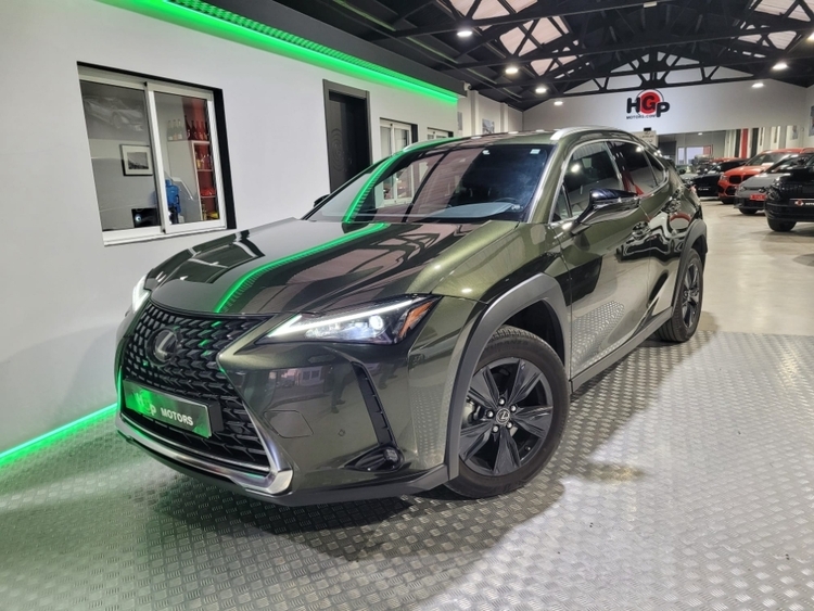 Lexus UX 250 h foto miniatura