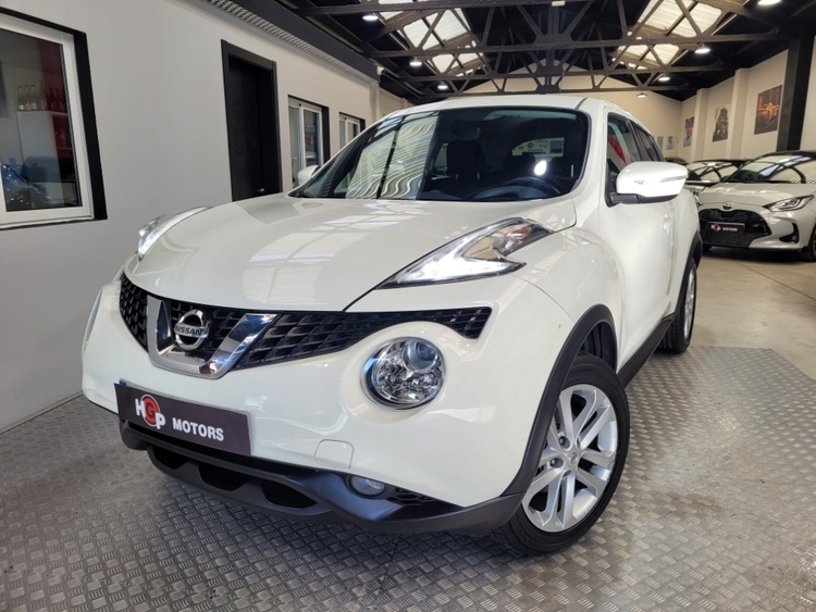 Nissan Juke Tekna foto miniatura