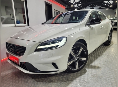 Volvo - V40
