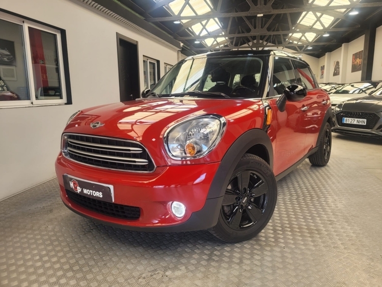 MINI COUNTRYMAN Cooper D foto miniatura